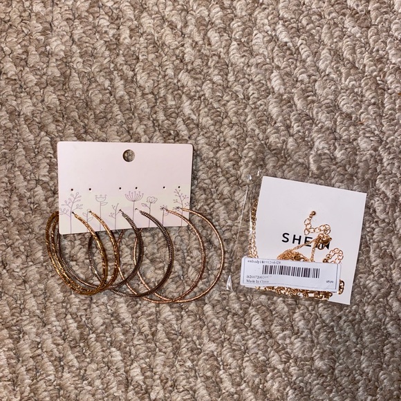 Jewelry - Picture 2 of 2